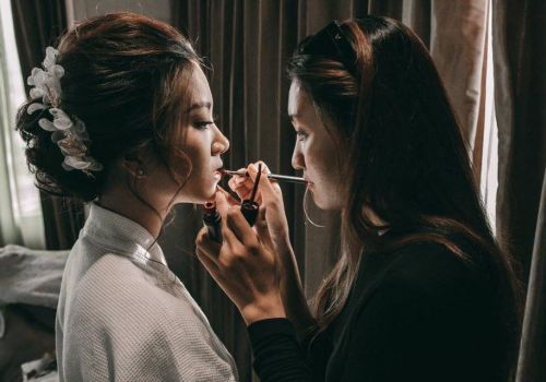 KHÓA HỌC MAKE UP  