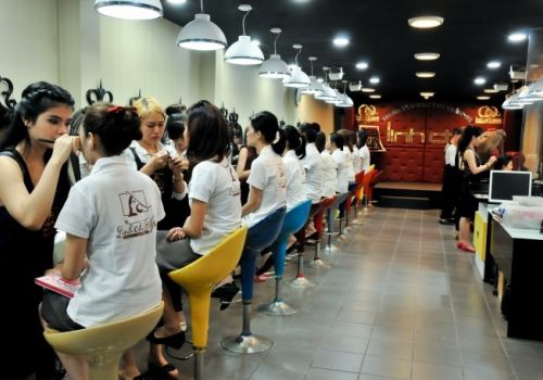 KHÓA HỌC MAKE UP  