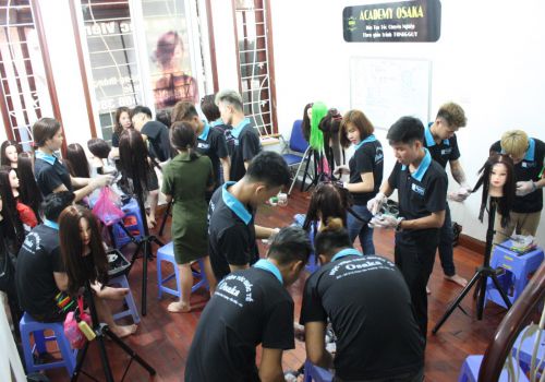 Khóa Học Tạo Mẫu Tóc Chuyên Nghiệp 