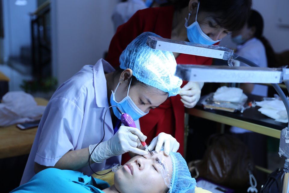 61100347_667447547009901_2907264891670757376_n